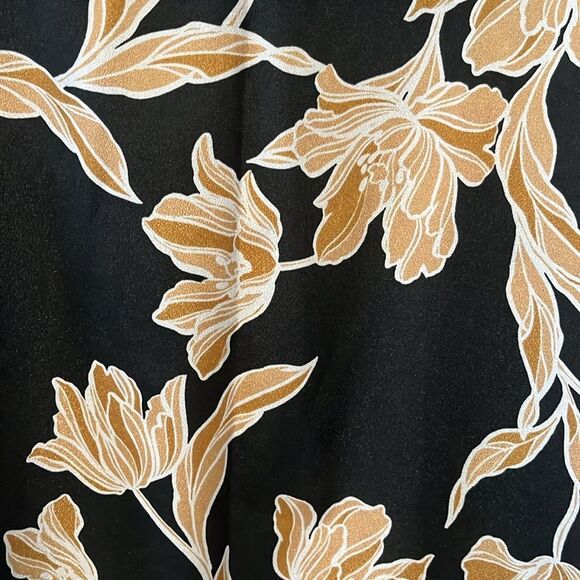 MAISON DU SOIR Floral Kimono Robe, Black and Gold, Size S/M - Picture 4 of 9